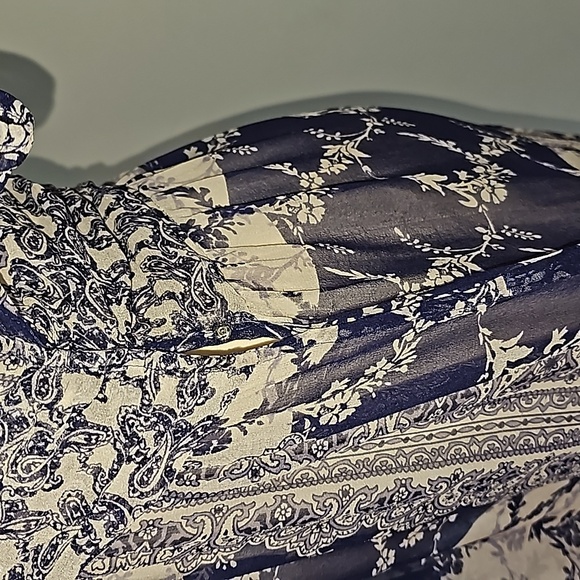 Jonathan Martin Navy Blue/ White Silk Swimsuit Coverup Needs mending Size 12 - Picture 5 of 12